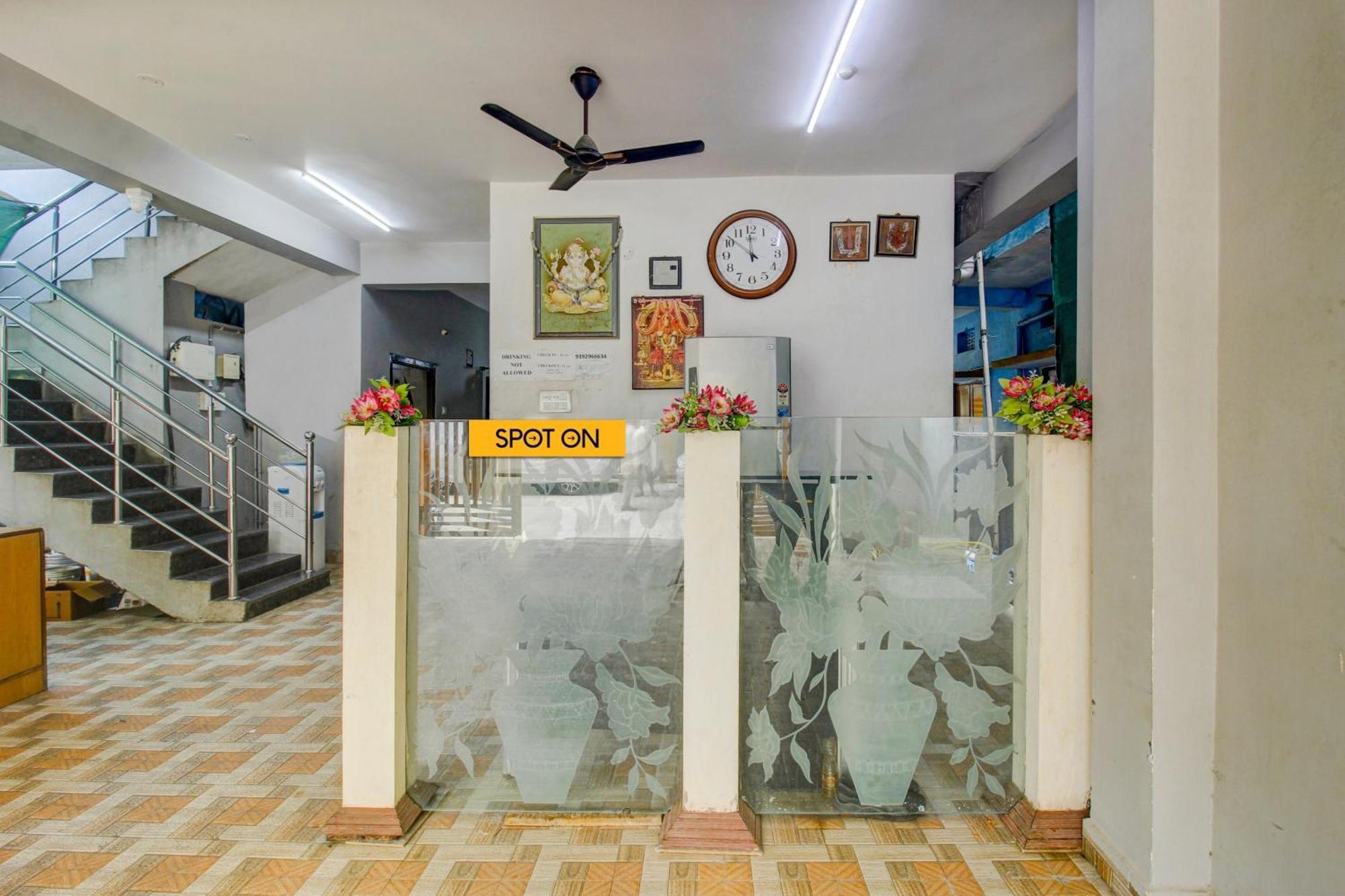 Spot On Sankalp Residency Hotel Hyderabad Exterior photo